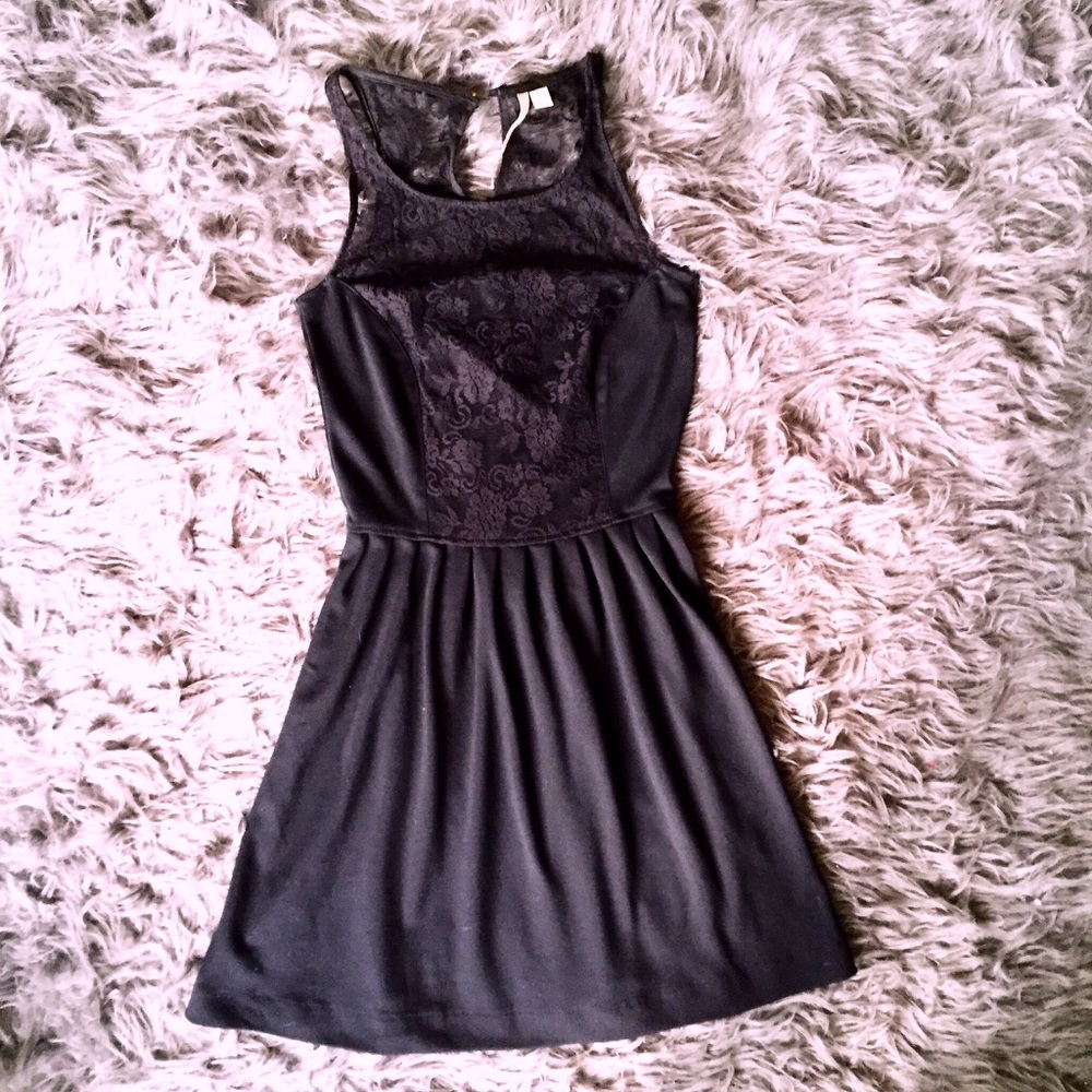 Lauren Conrad Black Dress